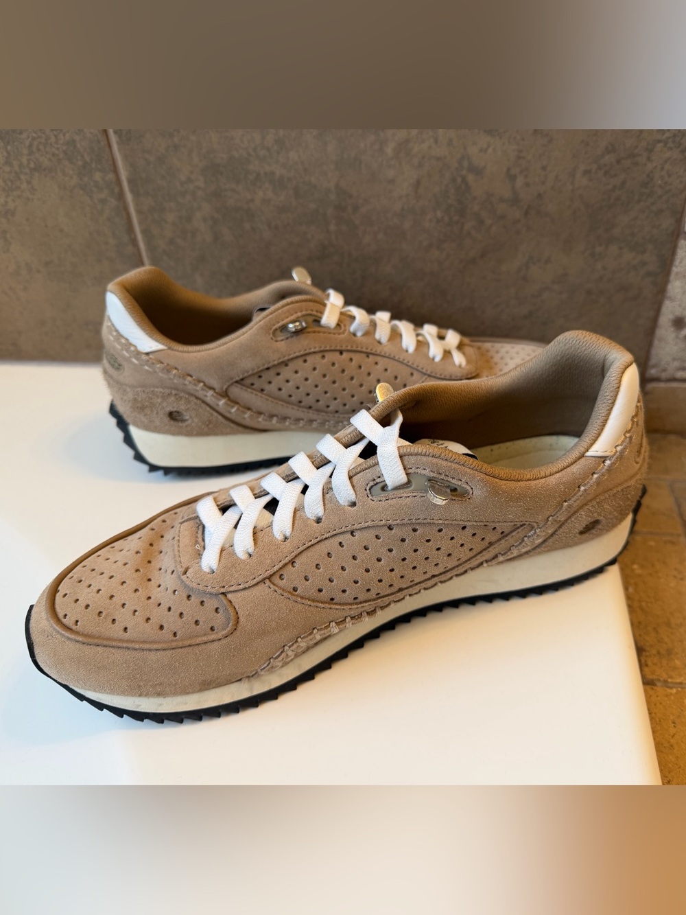 Rag & Bone RB Drift Runner Sneakers in Taupe with White Laces - Picture 4 of 5
